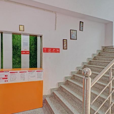 Oyo 81168 Collection O Dwarka Mor Yeni Delhi Dış mekan fotoğraf